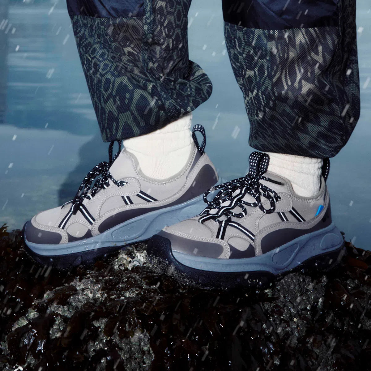 Women's Motu Sneaker - Dark Gravitate/Black - Image 4