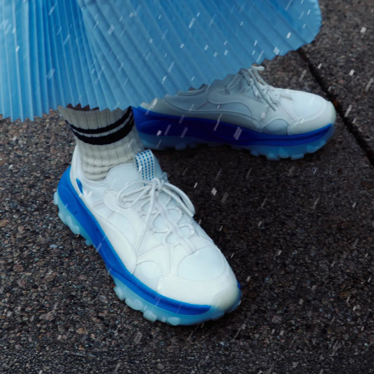 Men's Motu Sneaker - Off-White/Vessi Blue - Image 8